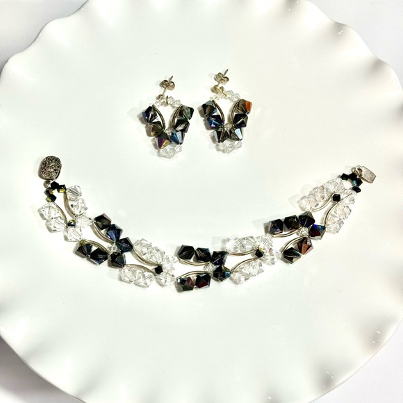 Vintage Jewelry - VINTAGE SILVER PLATED BEADED BRACELET AND EARRING SET AURORA BOREALIS